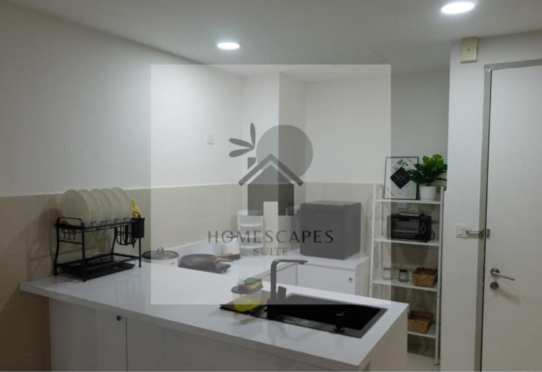 Sutera Avenue Homescapes Apartment
